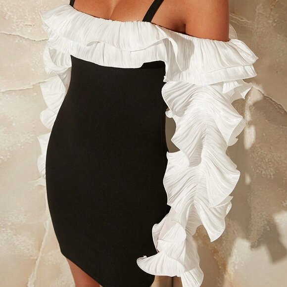 Black Preppy Ladies' Off-Shoulder Color Block Dress With Ruffle Hemline - Picture 5 of 5